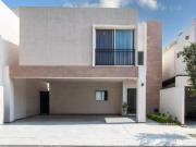 CASA EN VENTA EN MONTELEVA DOMINIO ARRIBA DE AV LEONES