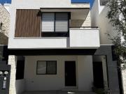 Casa en Venta en Montellán, Fracc. Privado Zona...