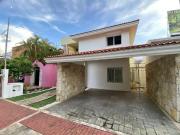 CASA EN VENTA EN MONTERREAL MÉRIDA IDEAL PARA FAMILIA O...