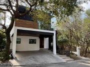 Casa en Venta en Monterrey Zona Carretera Nacional El Barro