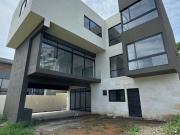 Casa en Venta en Monterrey Zona Carretera Nacional Loma...