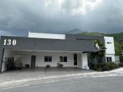 Casa en Venta en Monterrey Zona Carretera Nacional...