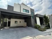 Casa en Venta en Monterrey Zona Carretera Nacional Valle...