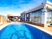 Casa en venta en Montesinos Los. Villa independiente en...