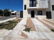 CASA EN VENTA EN MONTESINOS RESIDENCIAL