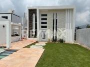 Casa en Venta en Morelos, Fraccionamiento Jardines de...