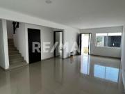 Casa en Venta en Morelos, Fraccionamiento Los Olivos,...