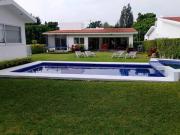 Casa en venta en Morelos Lomas de Cocoyoc campo de golf