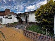 Casa en venta en Muñiz centro APTA CREDITO 4 ambientes...