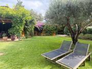 Casa en venta en Navata. Magnífica villa con Poolhouse....