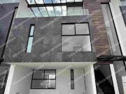 CASA EN VENTA EN NOBEL RESIDENCIAL SOBRE LA RECTA A...