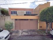 Casa en venta en Nueva Chapultepec, Morelia, Michoacán...