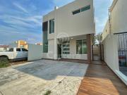 Casa en venta en Nueva Galicia coto Coruña Tlajomulco de...