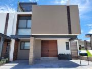 CASA EN VENTA EN NUEVO REFUGIO QUERETARO, con opción a...