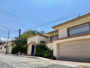 CASA EN VENTA EN OBISPADO