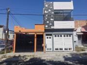 Casa en venta en Ocolusen atrás de plaza Escala Morelia