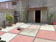Casa en venta en Ocuituco, Morelos, con bodega y cisterna