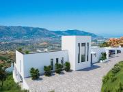 Casa en venta en Ojén. Ubicada en el sereno y...