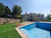 Casa en venta en Olivella. Casas.