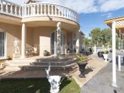 Casa en venta en Olivella. Villa mediterránea con vistas...