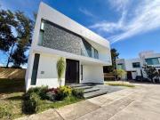 Casa en Venta En Oportunidad | Valle Imperial Coto Galo