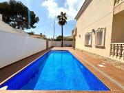 Casa en venta en Orihuela, Cabo Roig. Casas.