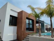 Casa en venta en Orihuela, Desamparados Hurchillo...