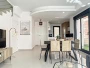 Casa en venta en Orihuela, Los Almendros. Descubra esta...