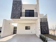 Casa en venta en Oscar Flores Tapia, Saltillo, Coahuila...