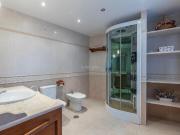 Casa en venta en Villa de Otura. CASA EN EL CENTRO DE...