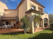 Casa pareada en venta en calle De la Torre Dels Moros,...