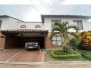 Casa En Venta En Palmira V90401