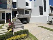 Casa en Venta en Paraje Residencial en Tlajomulco de Zúñiga