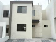 Casa en venta en Parajes de La Sierra, Saltillo,...