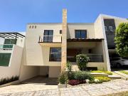 CASA EN VENTA EN PARQUE CAÍRO, ZONA LOMAS DE ANGELÓPOLIS II