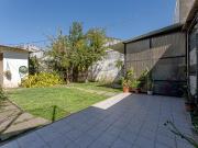 CASA EN VENTA EN PARQUE CASADO CON JARDIN