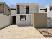 Casa en Venta en Parque Central Cerezo 8 ?De dos plantas...