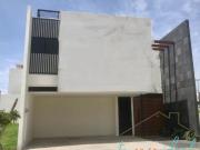 Casa En Venta En Parque Colima En Lomas De Angelópolis
