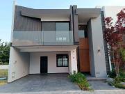 Casa en venta en Parque Foresta, Lomas de Angel?polis,...