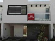 CASA EN VENTA EN PARQUE IBIZA LOMAS DE ANGELOPOLIS