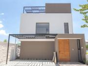 Casa en Venta en Parque M?xico, Lomas de Angel?polis...