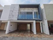 Casa en Venta en Parque Mediterráneo