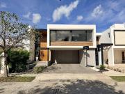 Casa en Venta en Parque Natura | 3 Rec?maras, Doble...