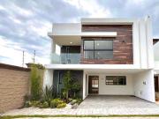 Casa en Venta en Parque Nayarit, Lomas de Angelópolis, 4...