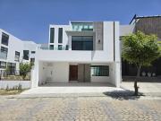 CASA EN VENTA EN PARQUE NAYARIT, ZONA LOMAS DE...