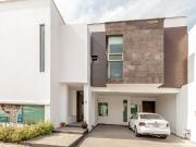 CASA EN VENTA EN PARQUE NILO, LOMAS DE ANGEL?POLIS II