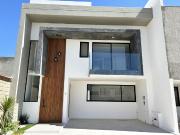CASA EN VENTA EN PARQUE OAXACA, ZONA LOMAS DE...