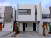CASA EN VENTA EN PARQUE SANTORINI, LOMAS DE ANGELÓPOLIS III