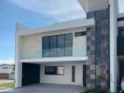 Casa En Venta En Parque Sonora En Lomas De Angelópolis