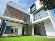 Casa en Venta en Parque Terranova junto a Sonata, Diseño...